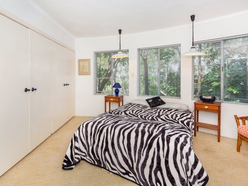 184-186 Guineas Creek Road, Currumbin Waters QLD 4223