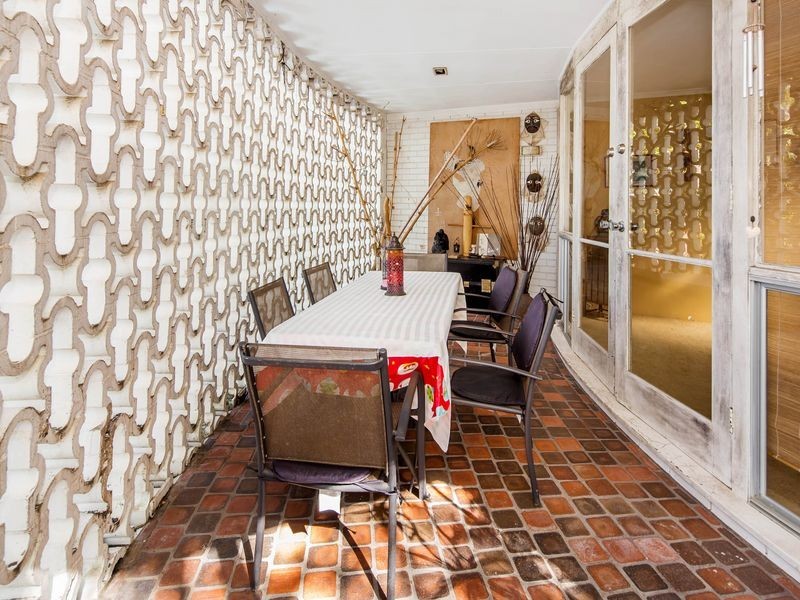 184-186 Guineas Creek Road, Currumbin Waters QLD 4223