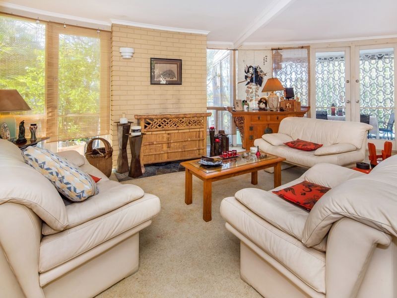 184-186 Guineas Creek Road, Currumbin Waters QLD 4223