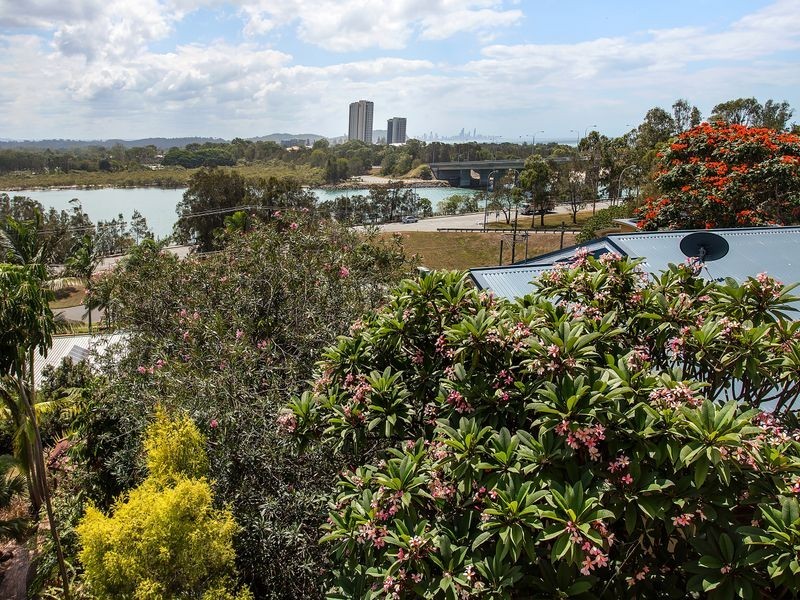 2/7 Dandaloo Drive, Currumbin QLD 4223