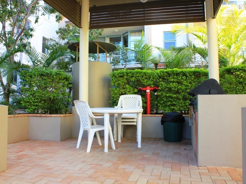 108/92 Musgrave Street, Kirra QLD 4225