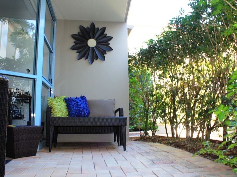 108/92 Musgrave Street, Kirra QLD 4225