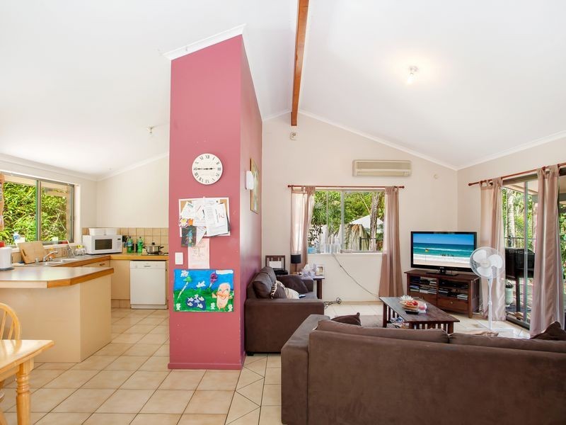 32 Lucania St, Currumbin Waters QLD 4223