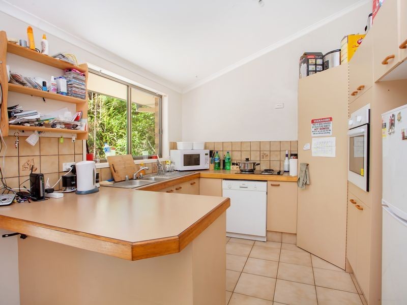 32 Lucania St, Currumbin Waters QLD 4223