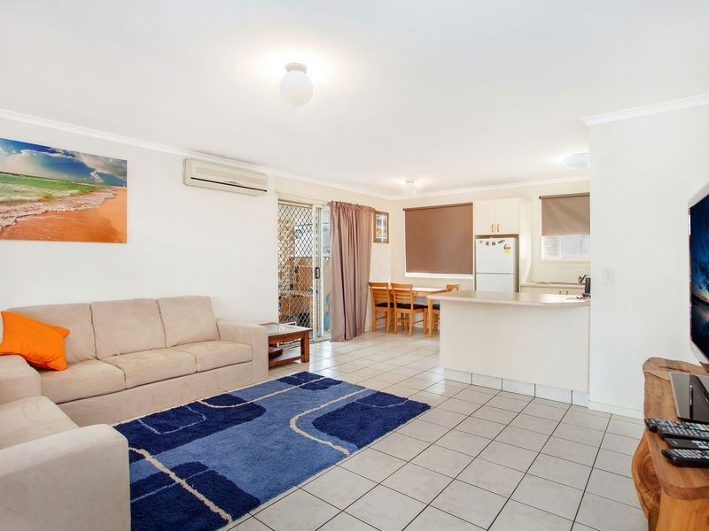 5 Larentia Street, Currumbin Waters QLD 4223
