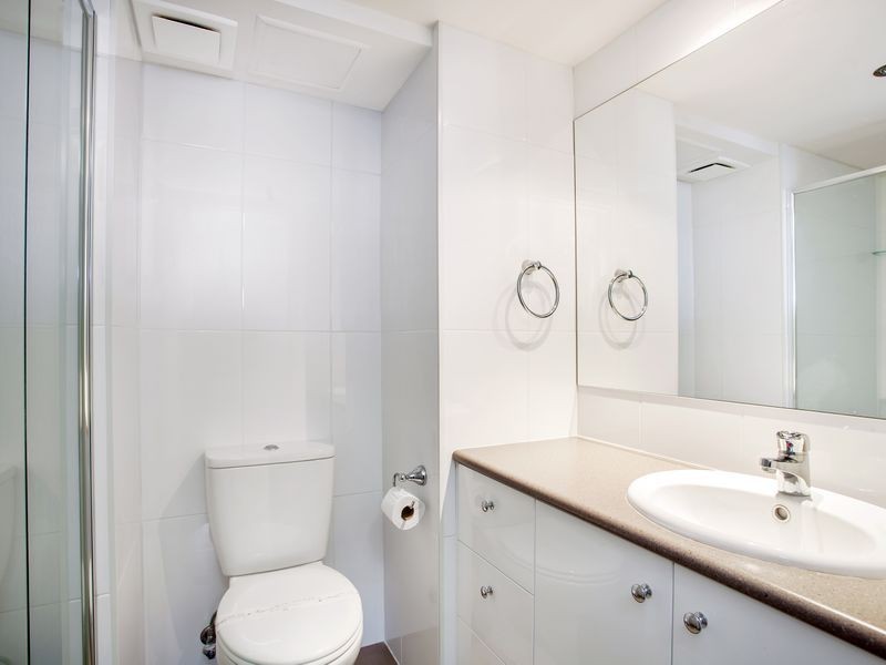 9B/828 Pacific Parade, Currumbin QLD 4223
