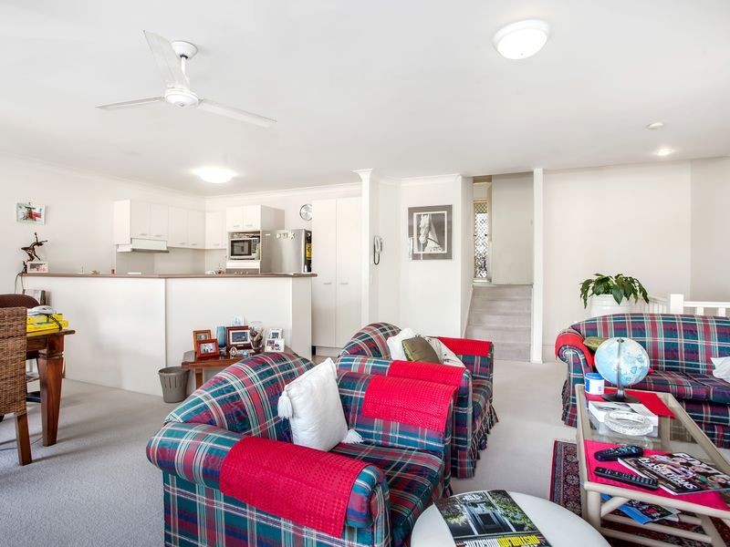 9/232 Guineas Creek Rd, Elanora QLD 4221