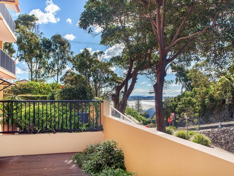 2/6 Rutledge Street, Coolangatta QLD 4225