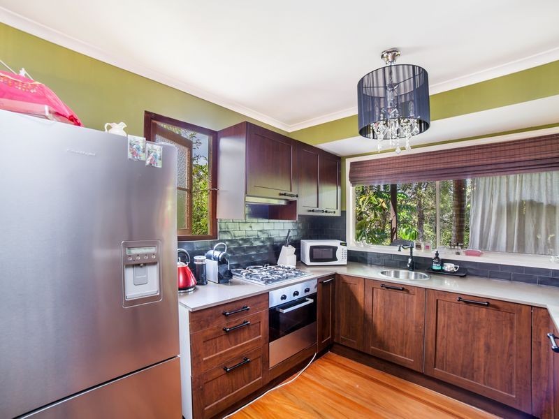 8 Regent Street, Currumbin QLD 4223