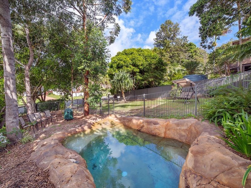 8 Regent Street, Currumbin QLD 4223