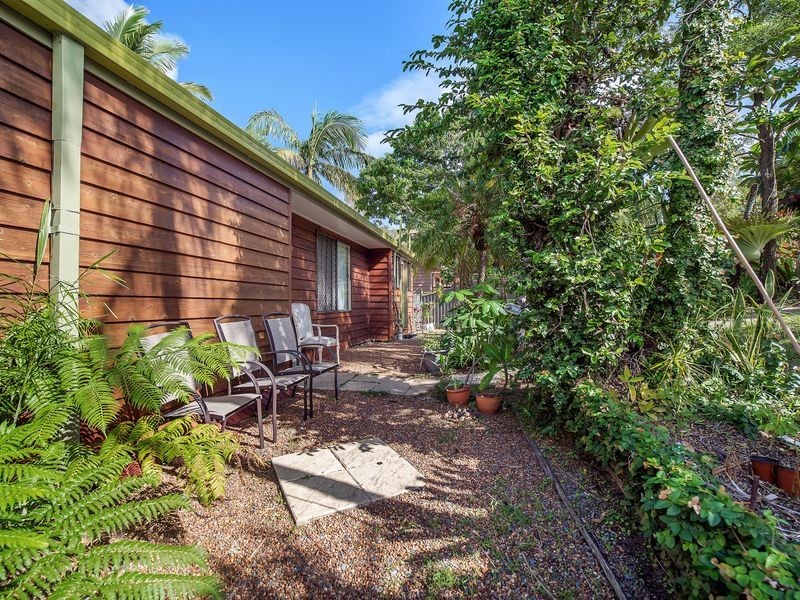 8 Regent Street, Currumbin QLD 4223