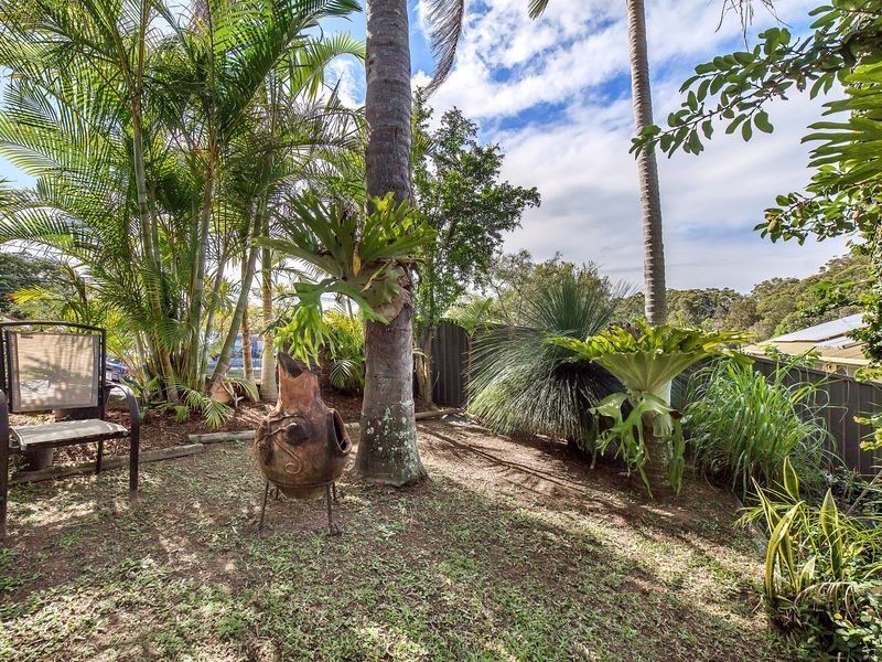 8 Regent Street, Currumbin QLD 4223