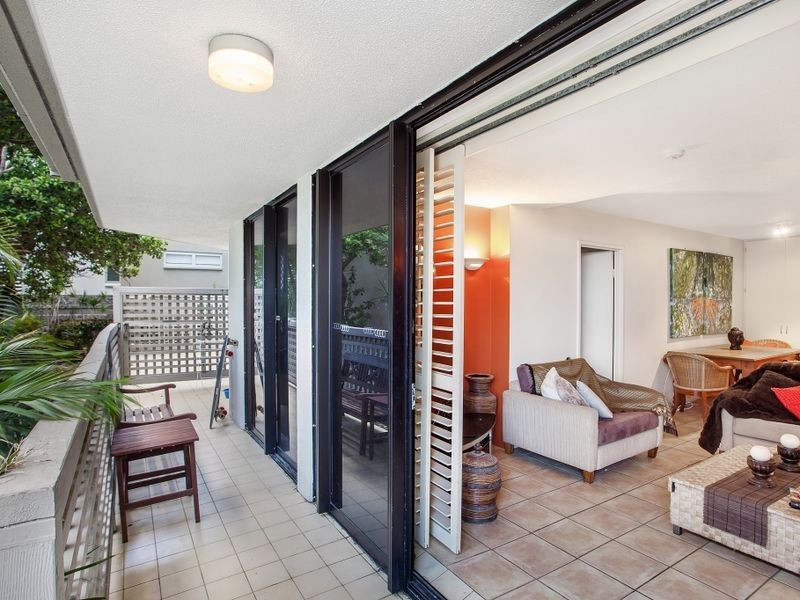 GI/828 Pacific Parade, Currumbin QLD 4223