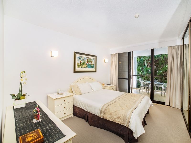 1C/828 Pacific Parade, Currumbin QLD 4223