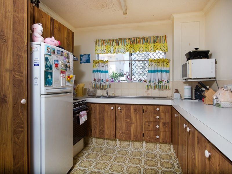 1/5 Christine Avenue, Miami QLD 4220