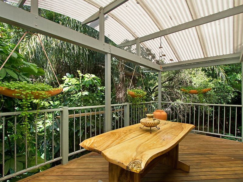 34 Woodgee Street, Currumbin QLD 4223