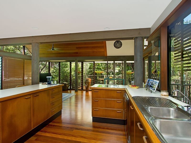 34 Woodgee Street, Currumbin QLD 4223