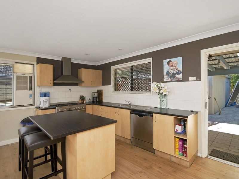 28 McKenzie Drive, Currumbin Waters QLD 4223