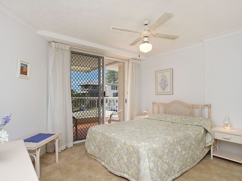 5/6 TOMEWIN ST, Currumbin QLD 4223