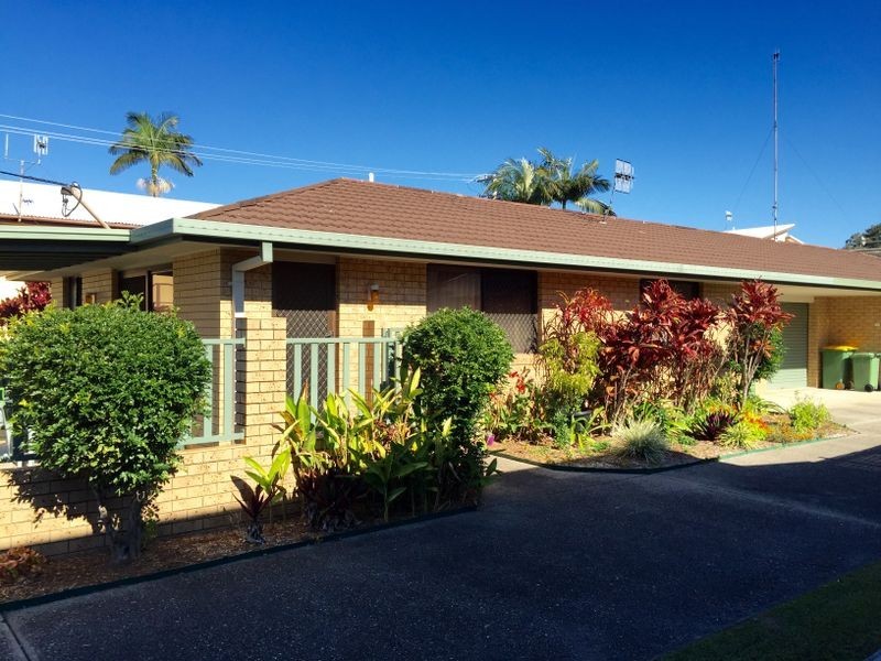 1/4 Chaffey Street, Tugun QLD 4224