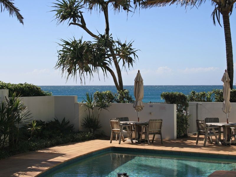 203/2 Tomewin Street, Currumbin QLD 4223