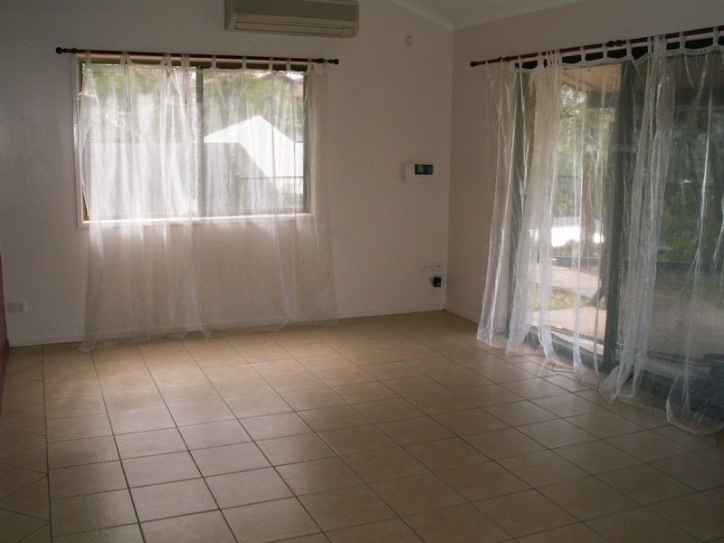 32 LUCANIA STREET, Currumbin Waters QLD 4223