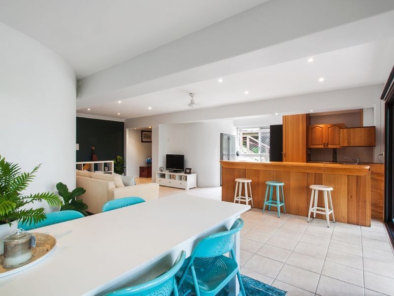102 Illawarra Crescent, Tugun QLD 4224