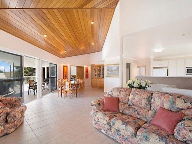 8 Cangella Court, Tugun QLD 4224