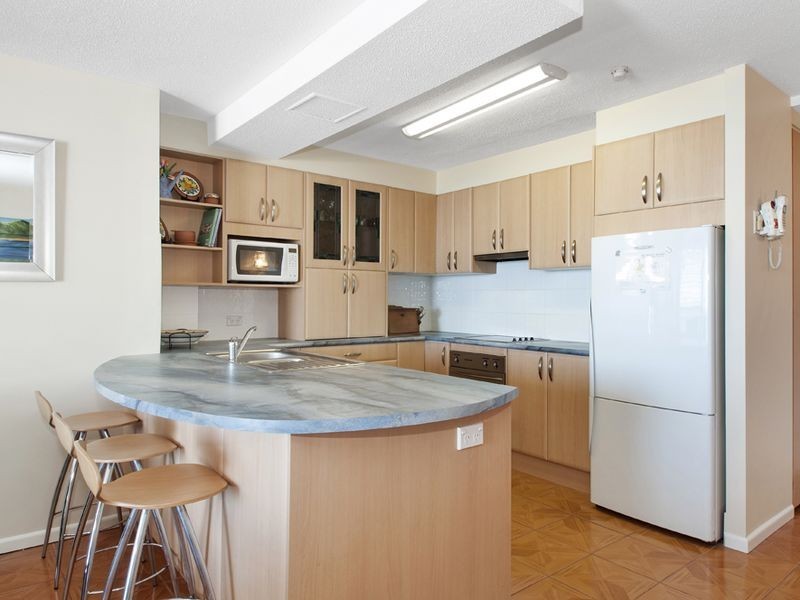 8F/828 Pacific Parade, Currumbin QLD 4223