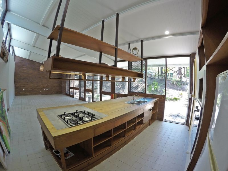 22 Domain Road, Currumbin QLD 4223