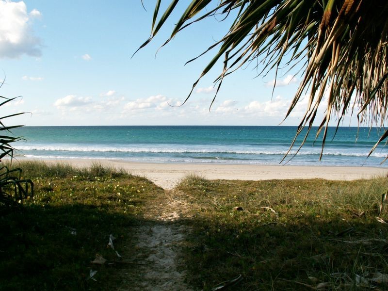 2/2 Dune Street, Tugun QLD 4224