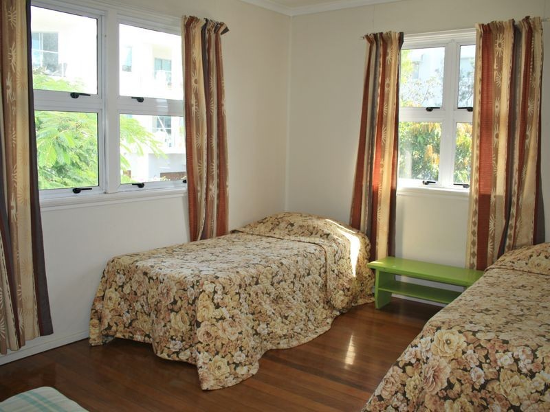 92 Pacific Parade, Bilinga QLD 4225