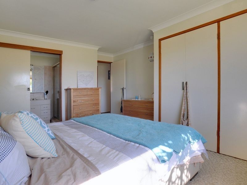 10 Mahogany Drive, Palm Beach QLD 4221