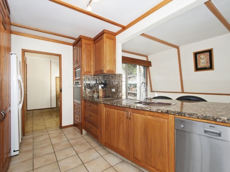 6 Domain Road, Currumbin QLD 4223