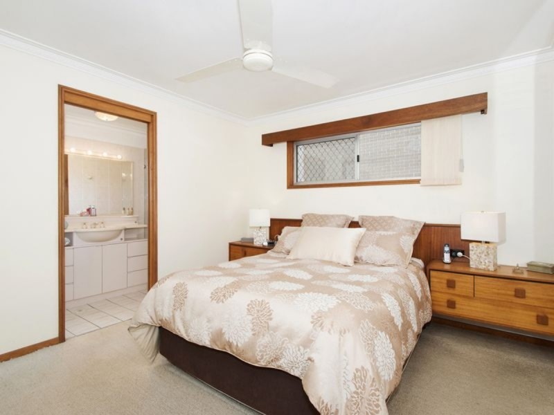 6 Domain Road, Currumbin QLD 4223