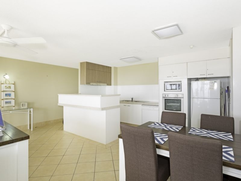 3B/828 Pacific Parade, Currumbin QLD 4223