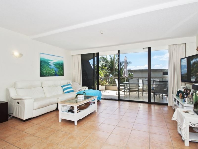 2i/828 Pacific Parade, Currumbin QLD 4223