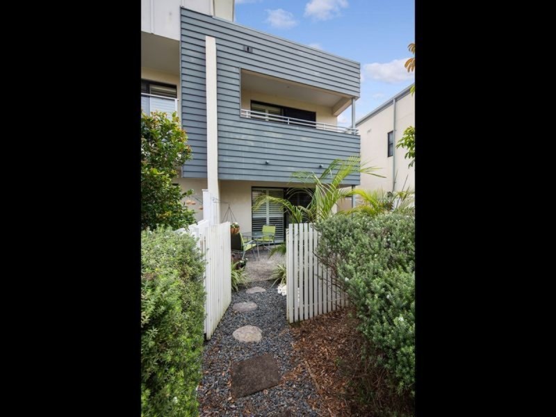 102/2 Inland Drive, Tugun QLD 4224