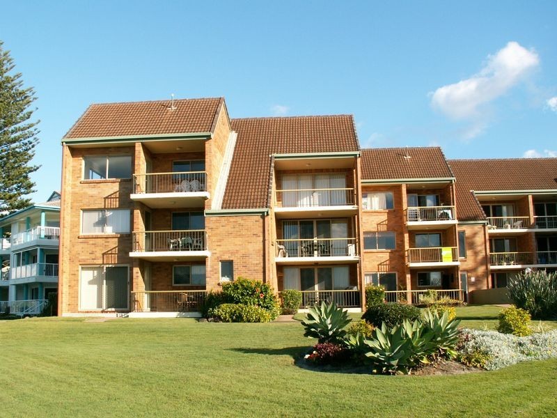 1/363 Golden Four Drive, Tugun QLD 4224