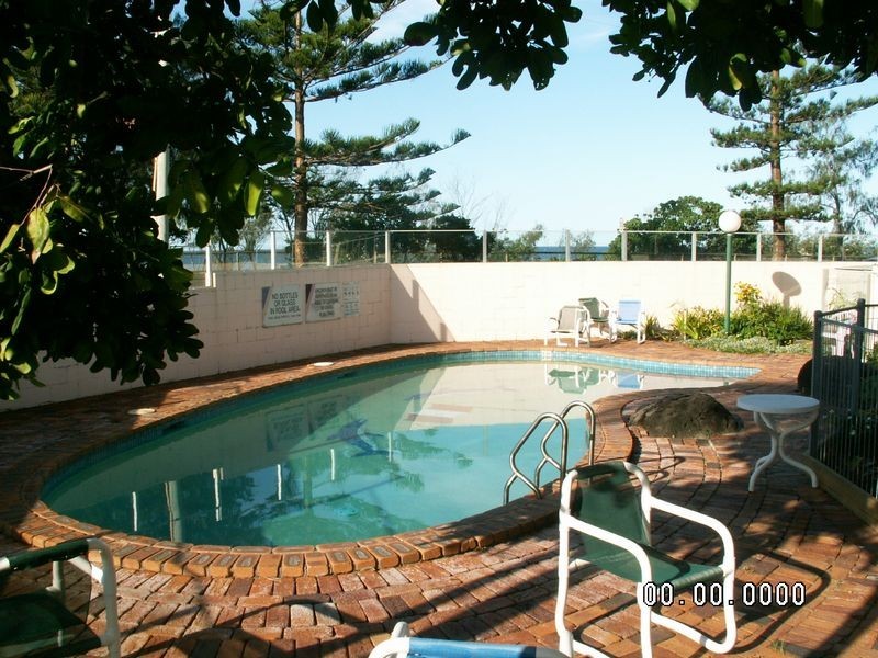 8/134 Pacific Parade, Bilinga QLD 4225