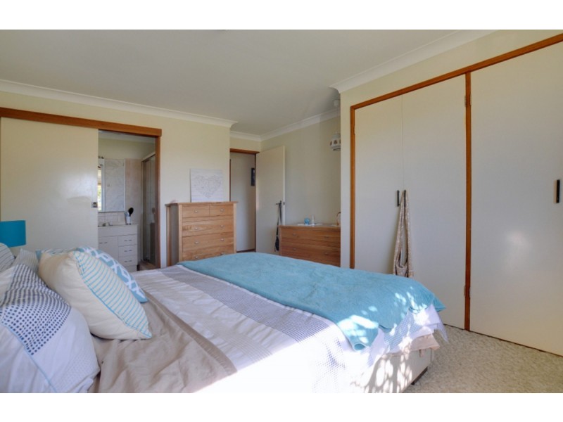 10 Mahogany Drive, Palm Beach QLD 4221