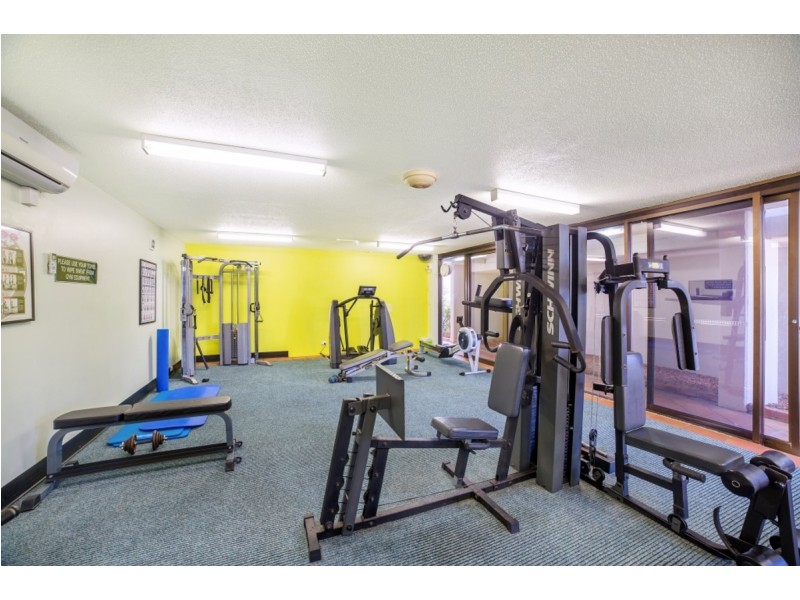 W6/828 Pacific Parade, Currumbin QLD 4223