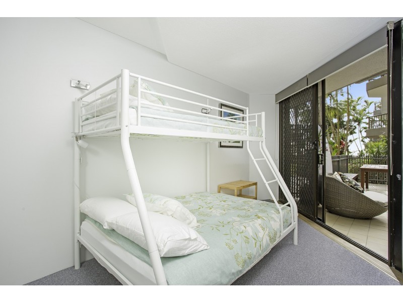 GI/828 Pacific Parade, Currumbin QLD 4223