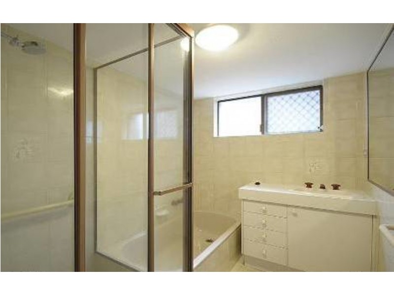 1/3 Wirranina Place, Currumbin QLD 4223