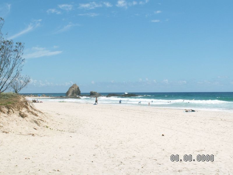 3J/828 Pacific Parade, Currumbin QLD 4223