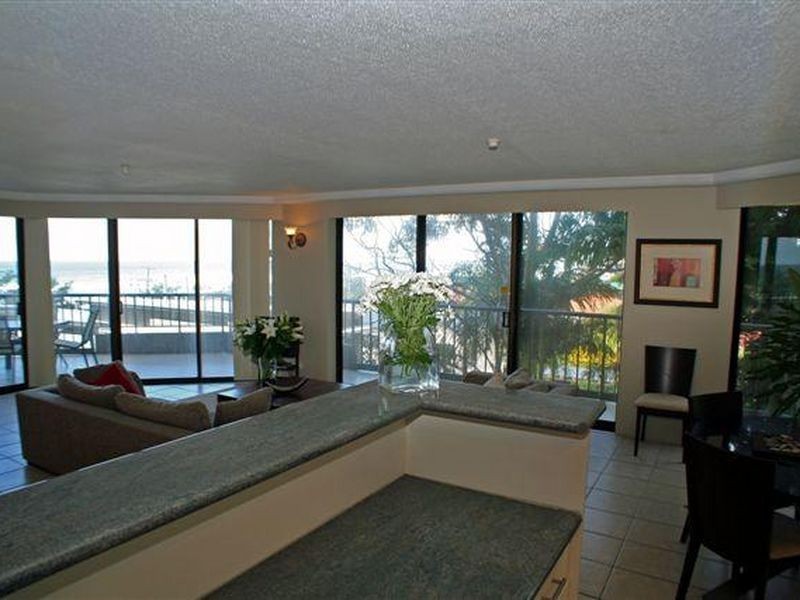 3J/828 Pacific Parade, Currumbin QLD 4223