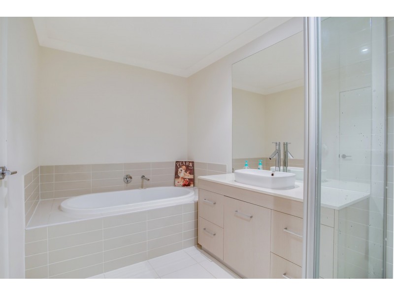 60/2 Inland Drive, Tugun QLD 4224