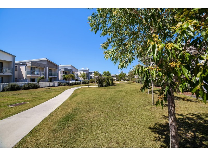 60/2 Inland Drive, Tugun QLD 4224
