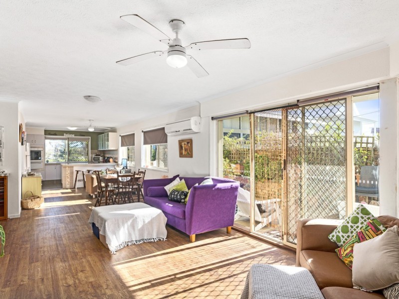 1/287 Golden Four Drive, Bilinga QLD 4225