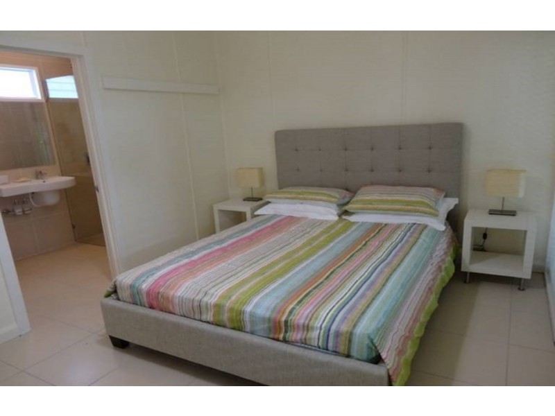 1/718 Pacific Parade, Currumbin QLD 4223